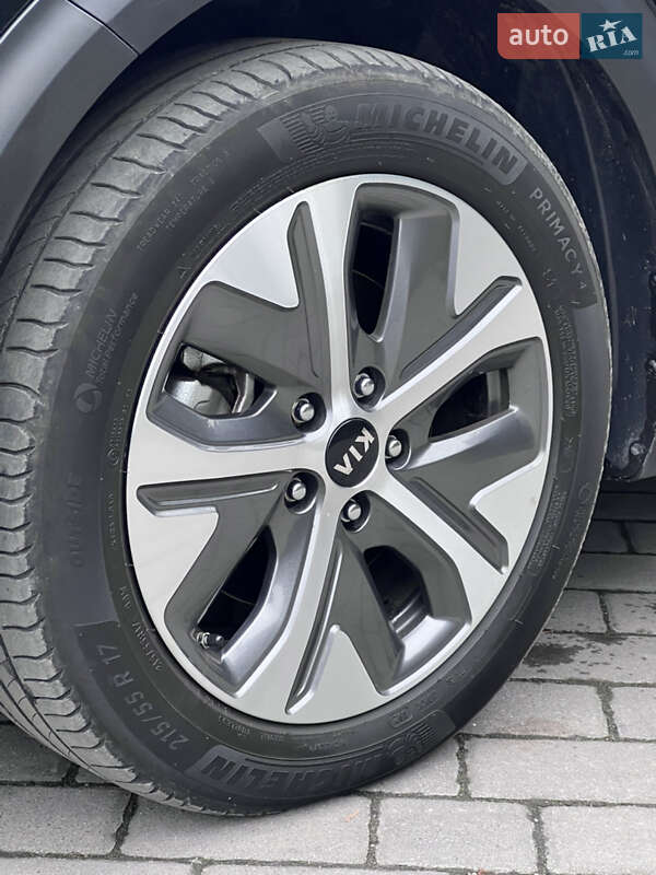 Внедорожник / Кроссовер Kia Niro 2021 в Тернополе