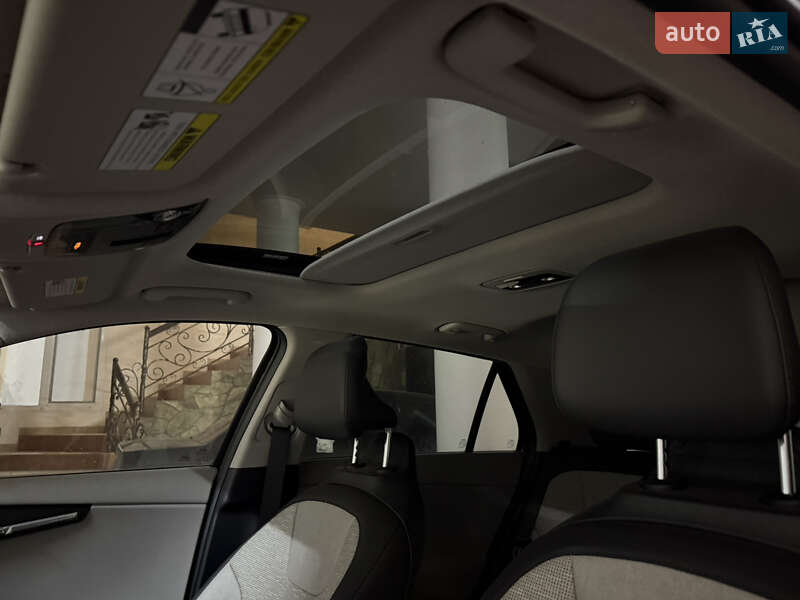 Позашляховик / Кросовер Kia Niro 2023 в Умані