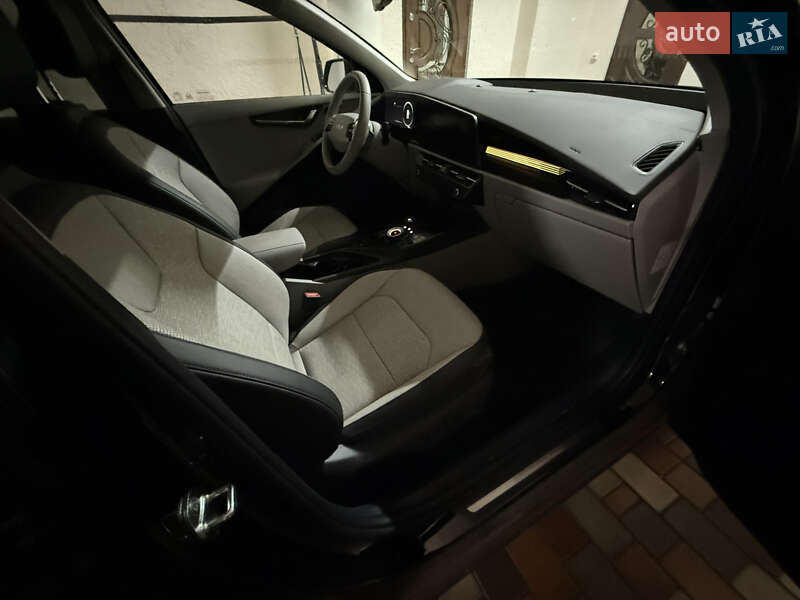 Позашляховик / Кросовер Kia Niro 2023 в Умані