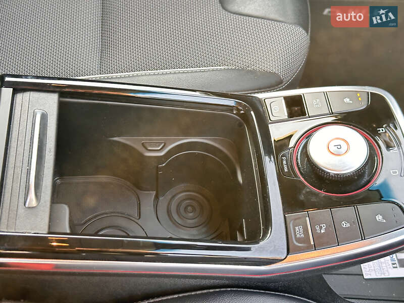 Внедорожник / Кроссовер Kia Niro 2020 в Тернополе фото 18 Внедорожник / Кроссовер Kia Niro 2020 в Тернополе