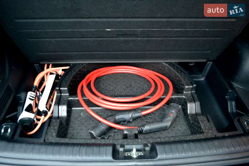 Позашляховик / Кросовер Kia Niro 2020 в Хмельницькому фото 76 Позашляховик / Кросовер Kia Niro 2020 в Хмельницькому