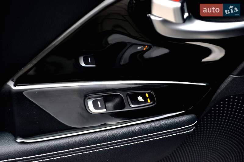 Позашляховик / Кросовер Kia Niro 2020 в Хмельницькому фото 189 Позашляховик / Кросовер Kia Niro 2020 в Хмельницькому