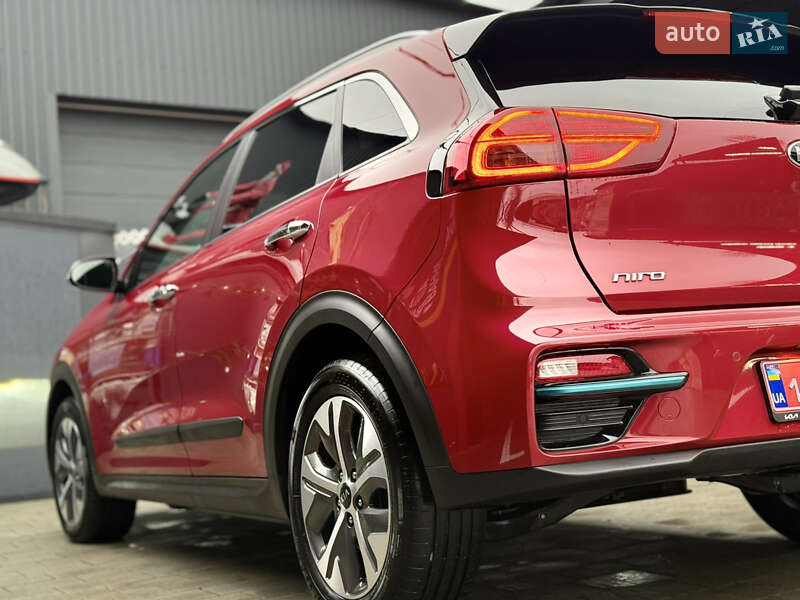 Внедорожник / Кроссовер Kia Niro 2020 в Самборе фото 22 Внедорожник / Кроссовер Kia Niro 2020 в Самборе