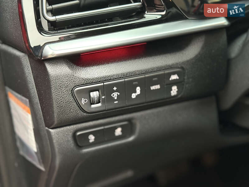 Внедорожник / Кроссовер Kia Niro 2020 в Самборе фото 30 Внедорожник / Кроссовер Kia Niro 2020 в Самборе