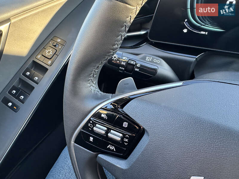 Позашляховик / Кросовер Kia Niro 2022 в Києві