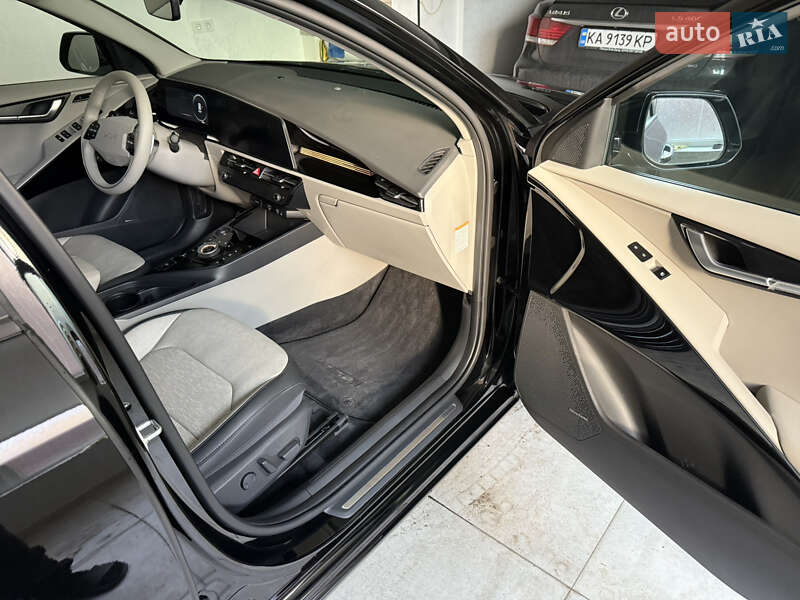 Позашляховик / Кросовер Kia Niro 2023 в Умані