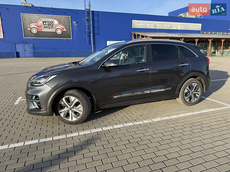Внедорожник / Кроссовер Kia Niro 2020 в Тернополе