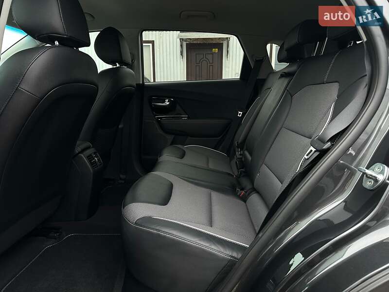 Внедорожник / Кроссовер Kia Niro 2021 в Львове