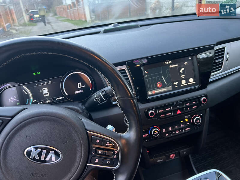 Позашляховик / Кросовер Kia Niro 2019 в Луцьку
