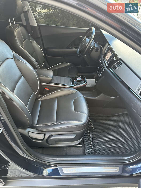 Позашляховик / Кросовер Kia Niro 2019 в Івано-Франківську