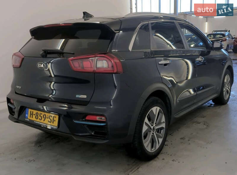 Позашляховик / Кросовер Kia Niro 2019 в Івано-Франківську
