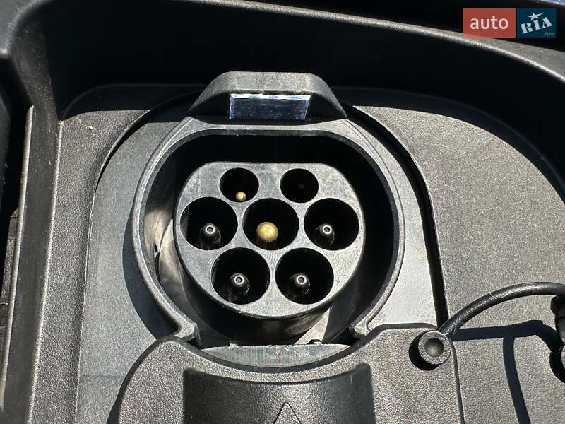 Внедорожник / Кроссовер Kia Niro 2020 в Львове фото 16 Внедорожник / Кроссовер Kia Niro 2020 в Львове