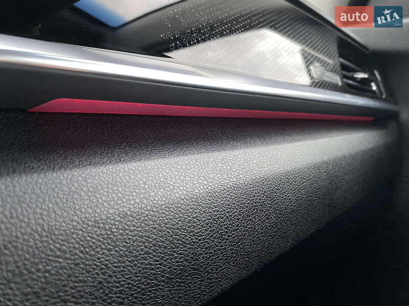 Позашляховик / Кросовер Kia Niro 2020 в Львові