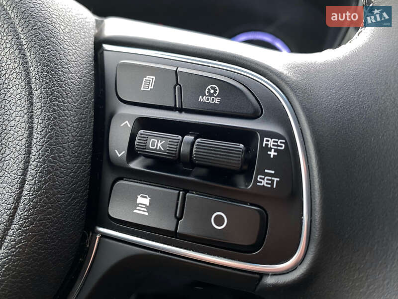 Позашляховик / Кросовер Kia Niro 2020 в Львові