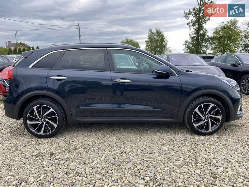Позашляховик / Кросовер Kia Niro 2020 в Львові