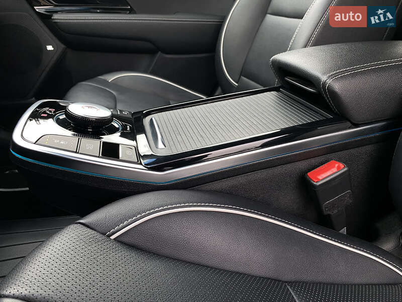 Позашляховик / Кросовер Kia Niro 2020 в Львові