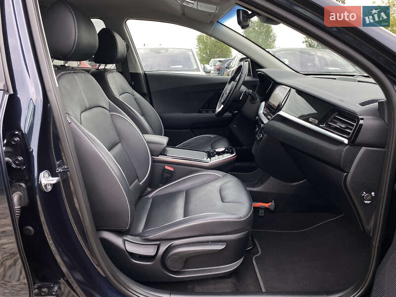 Позашляховик / Кросовер Kia Niro 2020 в Львові