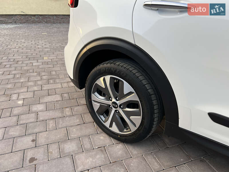 Внедорожник / Кроссовер Kia Niro 2020 в Тернополе