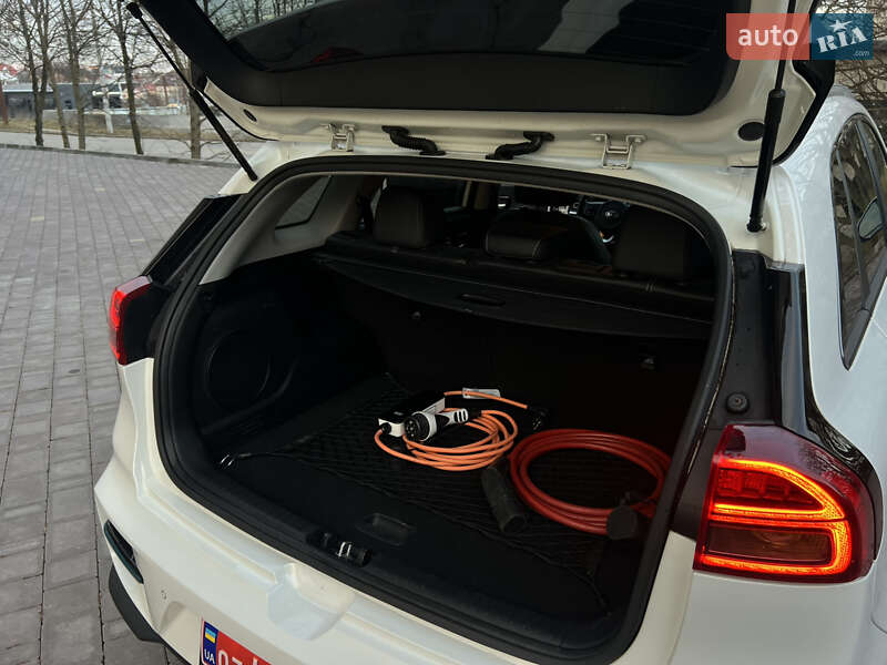 Внедорожник / Кроссовер Kia Niro 2020 в Тернополе