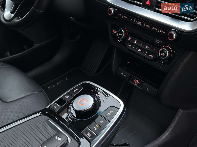 Позашляховик / Кросовер Kia Niro 2020 в Бродах