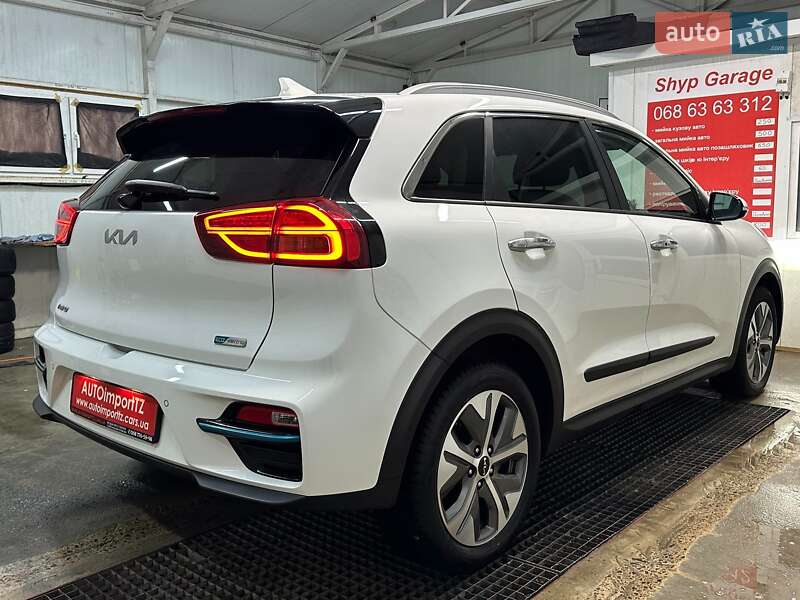 Позашляховик / Кросовер Kia Niro 2022 в Львові