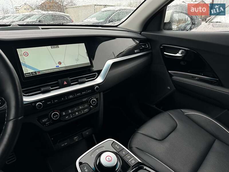 Позашляховик / Кросовер Kia Niro 2022 в Львові