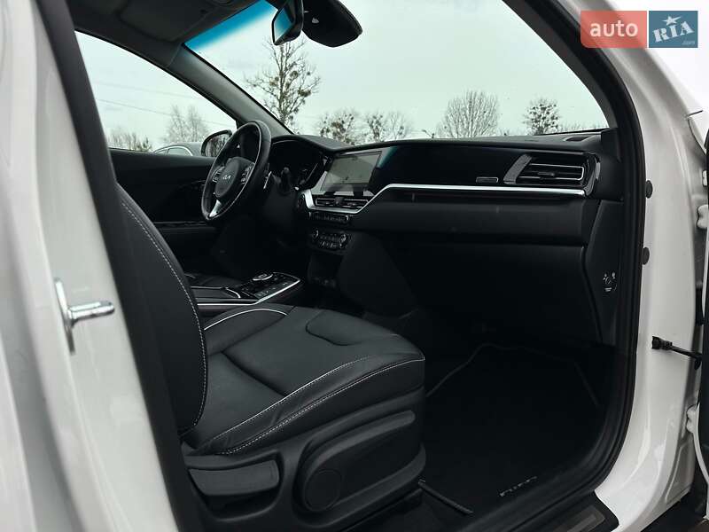 Позашляховик / Кросовер Kia Niro 2022 в Львові