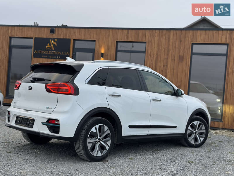 Внедорожник / Кроссовер Kia Niro 2020 в Дрогобыче