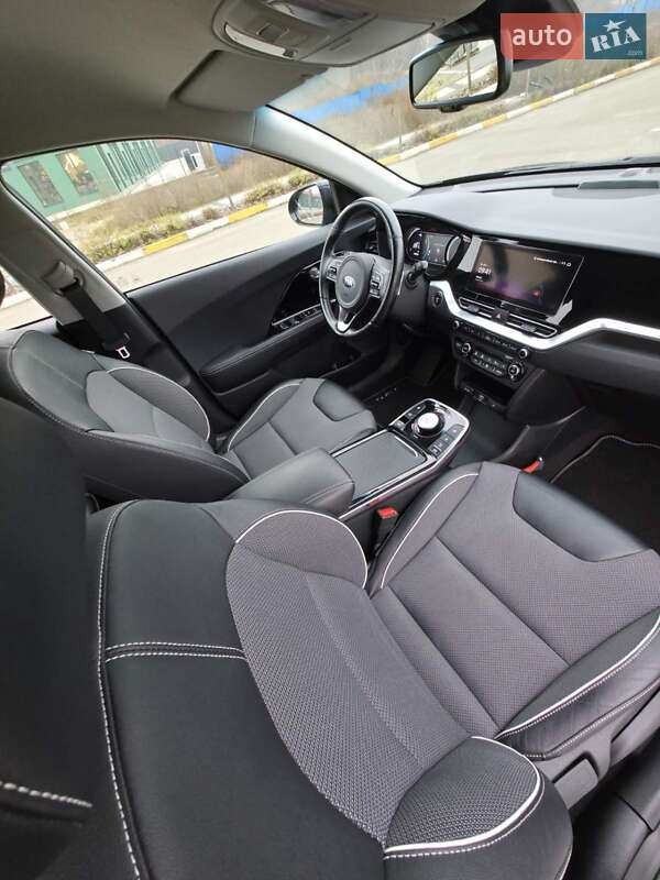 Внедорожник / Кроссовер Kia Niro 2020 в Ирпене