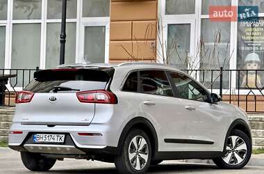 Позашляховик / Кросовер Kia Niro 2017 в Одесі
