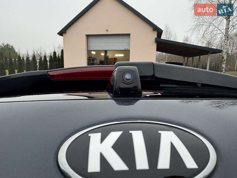 Позашляховик / Кросовер Kia Niro 2020 в Яворові