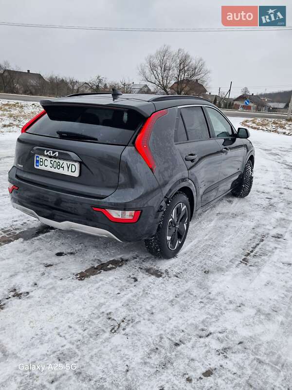 Позашляховик / Кросовер Kia Niro 2023 в Львові