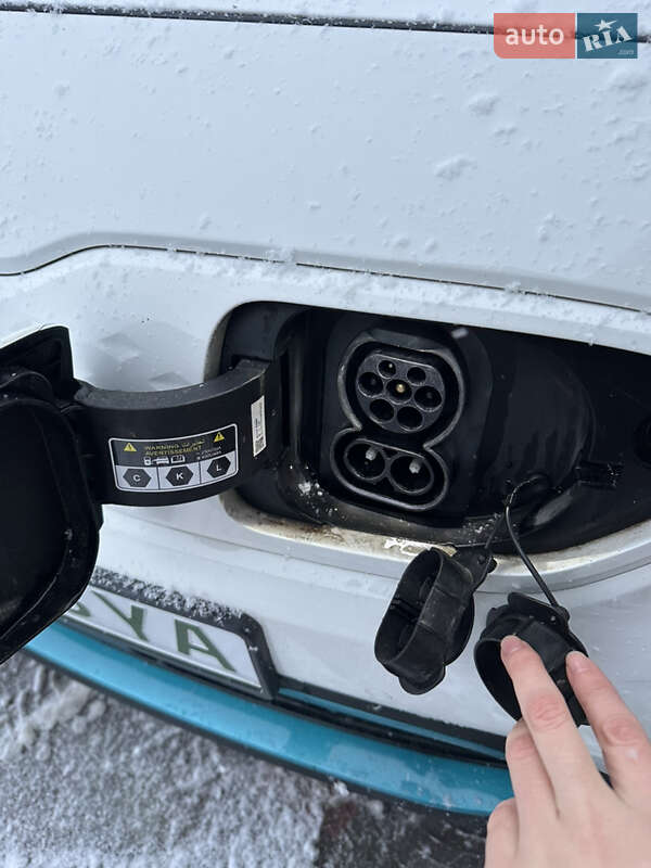 Внедорожник / Кроссовер Kia Niro 2022 в Тернополе