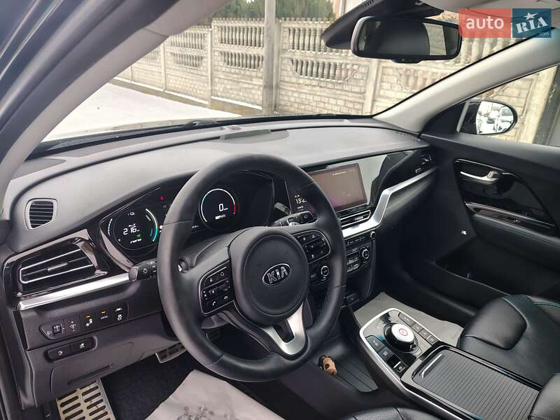 Внедорожник / Кроссовер Kia Niro 2020 в Дубно