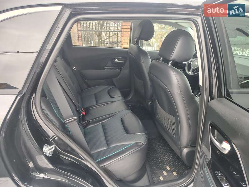 Внедорожник / Кроссовер Kia Niro 2020 в Дубно