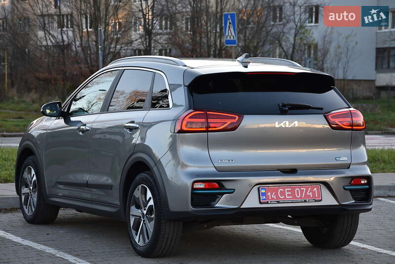 Позашляховик / Кросовер Kia Niro 2022 в Дрогобичі