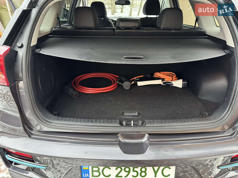 Позашляховик / Кросовер Kia Niro 2020 в Яворові фото 13 Позашляховик / Кросовер Kia Niro 2020 в Яворові