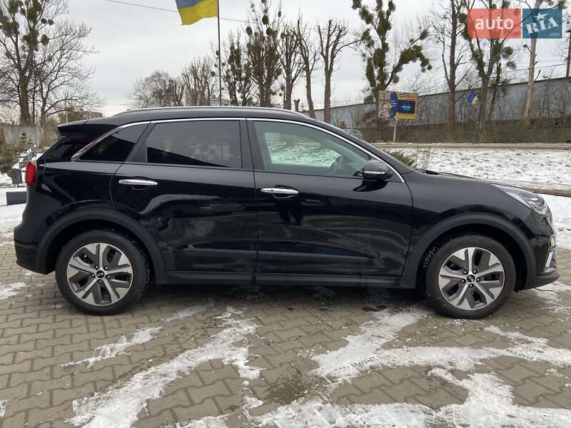 Позашляховик / Кросовер Kia Niro 2020 в Стрию