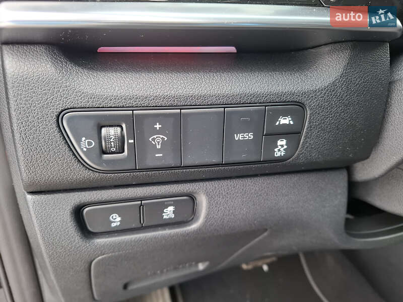 Внедорожник / Кроссовер Kia Niro 2020 в Львове