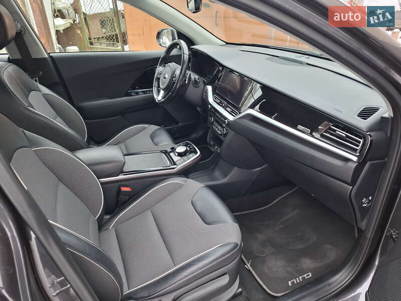 Внедорожник / Кроссовер Kia Niro 2020 в Львове