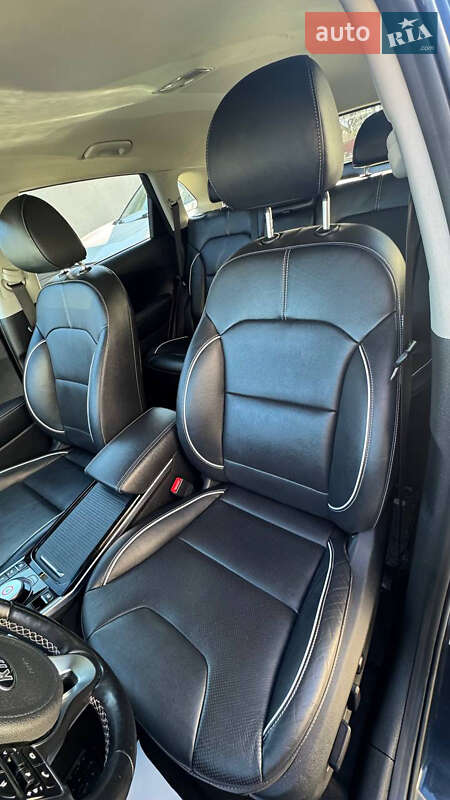 Внедорожник / Кроссовер Kia Niro 2020 в Дрогобыче