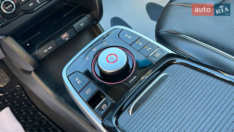 Внедорожник / Кроссовер Kia Niro 2020 в Дрогобыче