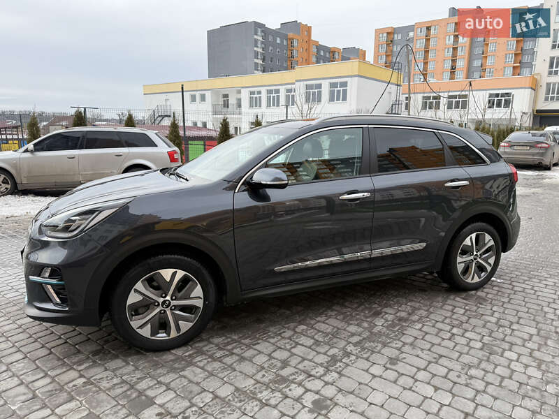 Позашляховик / Кросовер Kia Niro 2020 в Вінниці фото 2 Позашляховик / Кросовер Kia Niro 2020 в Вінниці