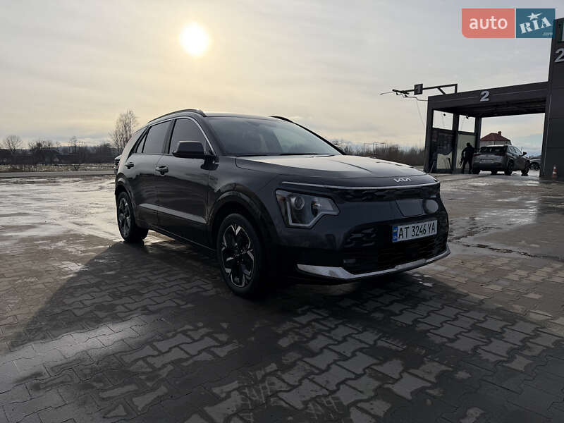 Позашляховик / Кросовер Kia Niro 2023 в Калуші