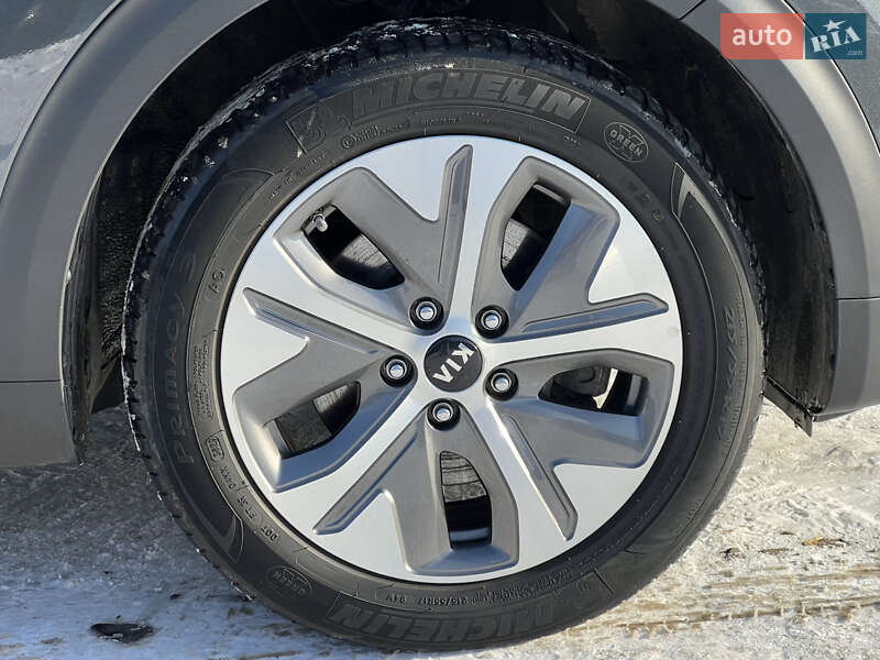 Внедорожник / Кроссовер Kia Niro 2021 в Луцке