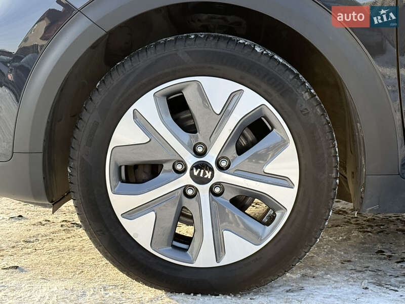 Внедорожник / Кроссовер Kia Niro 2021 в Луцке