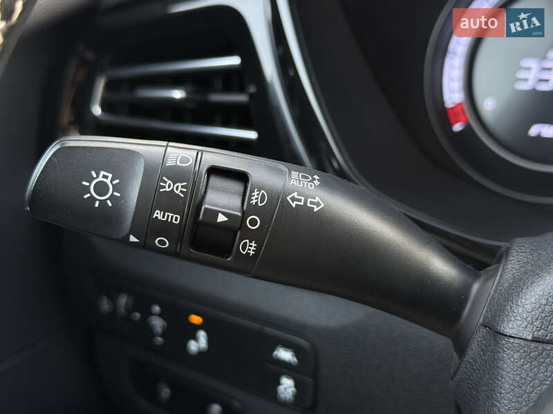 Внедорожник / Кроссовер Kia Niro 2021 в Луцке