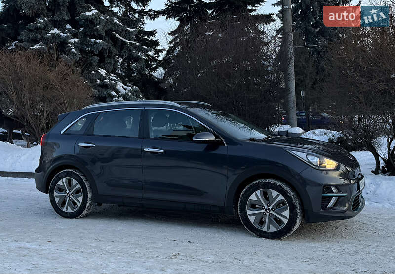 Позашляховик / Кросовер Kia Niro 2019 в Тернополі фото 9 Позашляховик / Кросовер Kia Niro 2019 в Тернополі