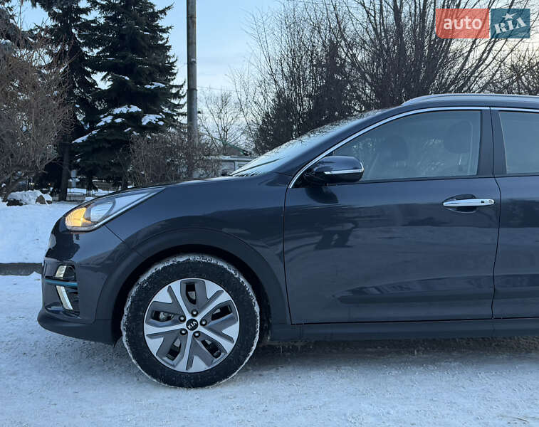 Позашляховик / Кросовер Kia Niro 2019 в Тернополі фото 33 Позашляховик / Кросовер Kia Niro 2019 в Тернополі