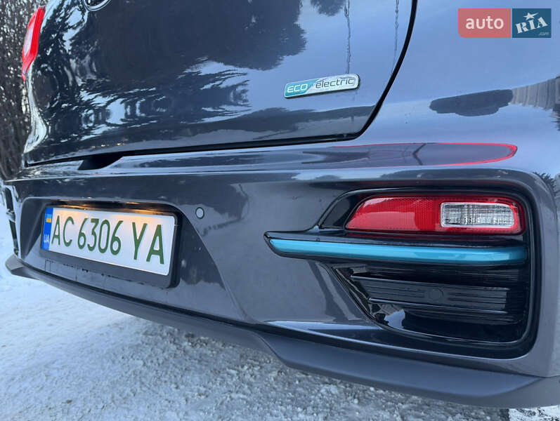 Позашляховик / Кросовер Kia Niro 2019 в Тернополі фото 45 Позашляховик / Кросовер Kia Niro 2019 в Тернополі